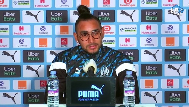 Payet : Tu pars en vacances avec tous tes collègues de travail toi ?