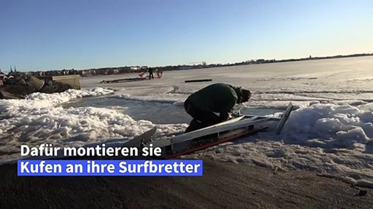 Eissurfer flitzen über die finnische ostsee