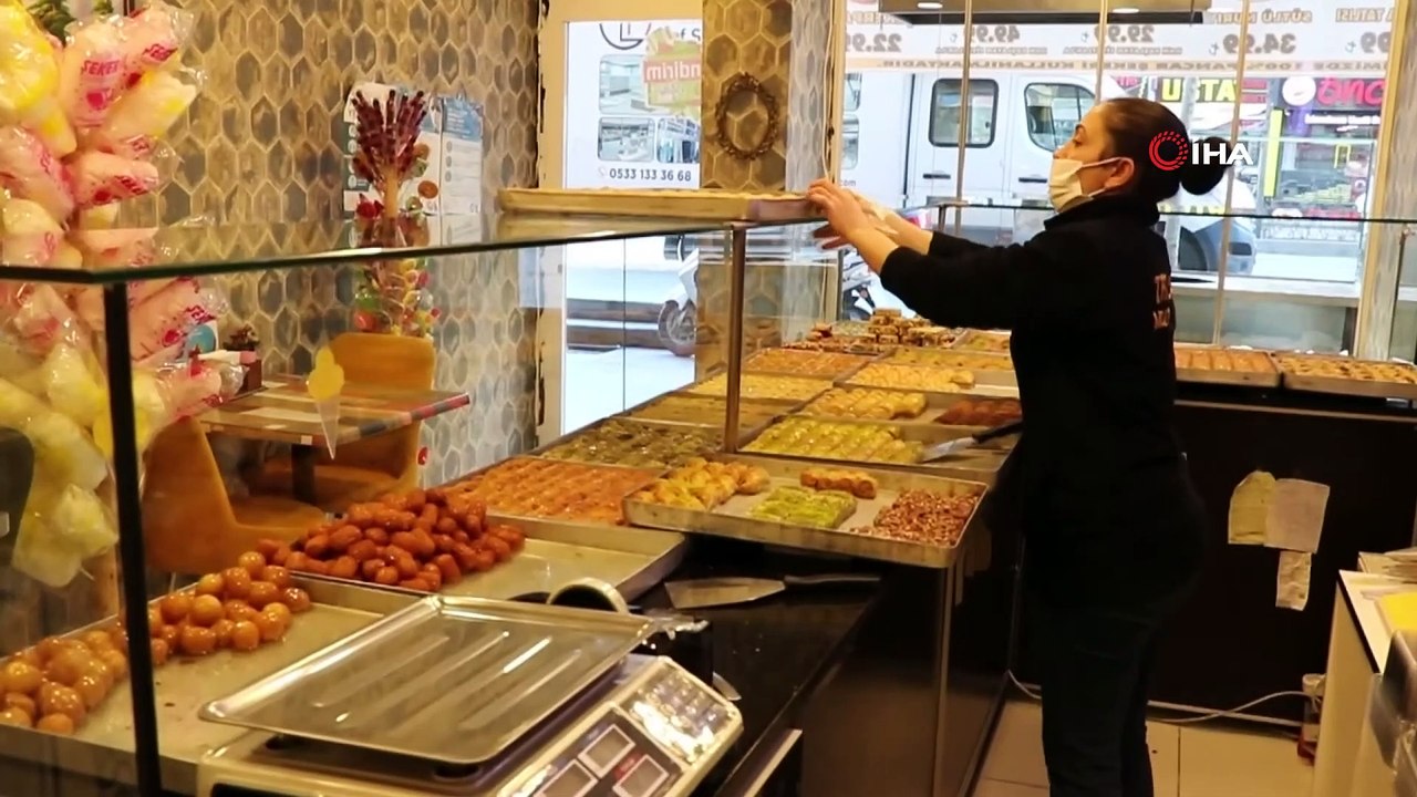 Normalleşme Adımlarını Esnaf, Bayram Çocuklar İse Mutlulukla Karşıladı İHA