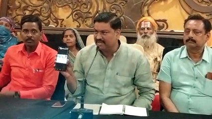 अयोध्या प्रशासन पर मंदिर तोड़ने का आरोप