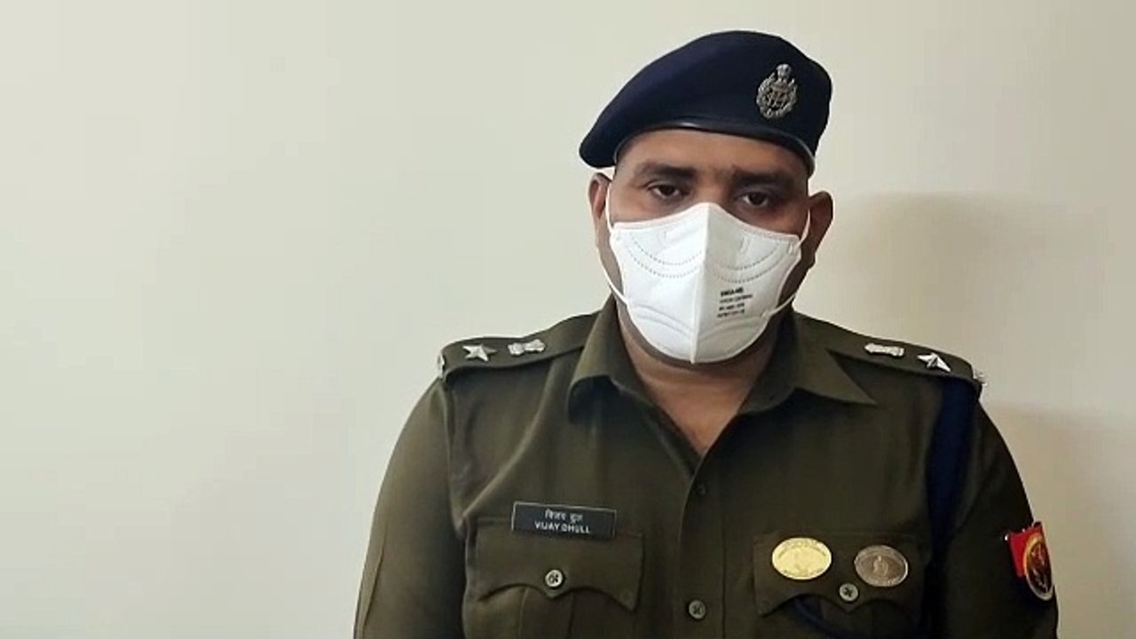 SI और एक सिपाही को रिश्वत लेना पड़ा भारी, दोनों पुलिसकर्मी गिरफ्तार