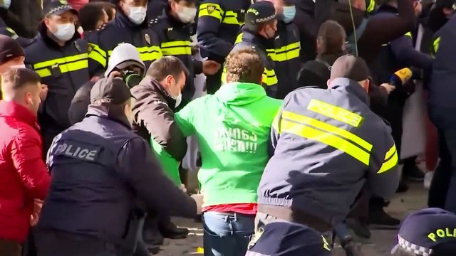 La visita di Charles Michel non è bastata: ancora arresti in Georgia