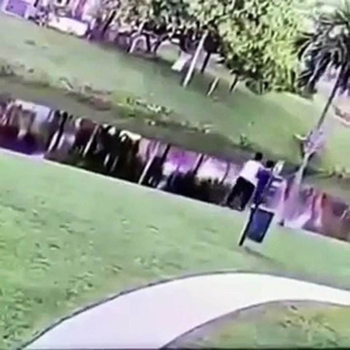 Mãe que matou filho autista é filmada a tentar afogá-lo