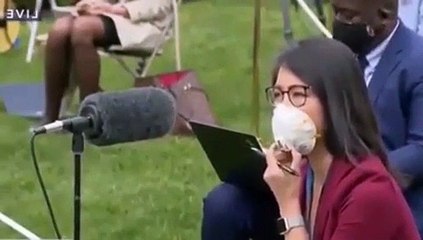 Trump abandona conferência após (novo) desentendimento com jornalista