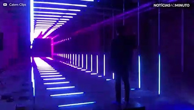 Corredor luzes LED é controlado com a mente!