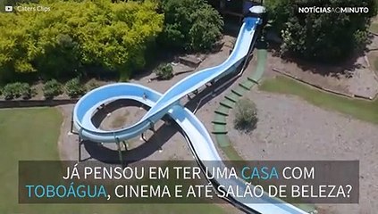 Mansão à venda na Austrália tem toboágua gigante
