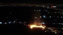 Fabrika yangını devam ediyor, itfaiye ve polis ekiplerinin müdahalesi sürüyor
