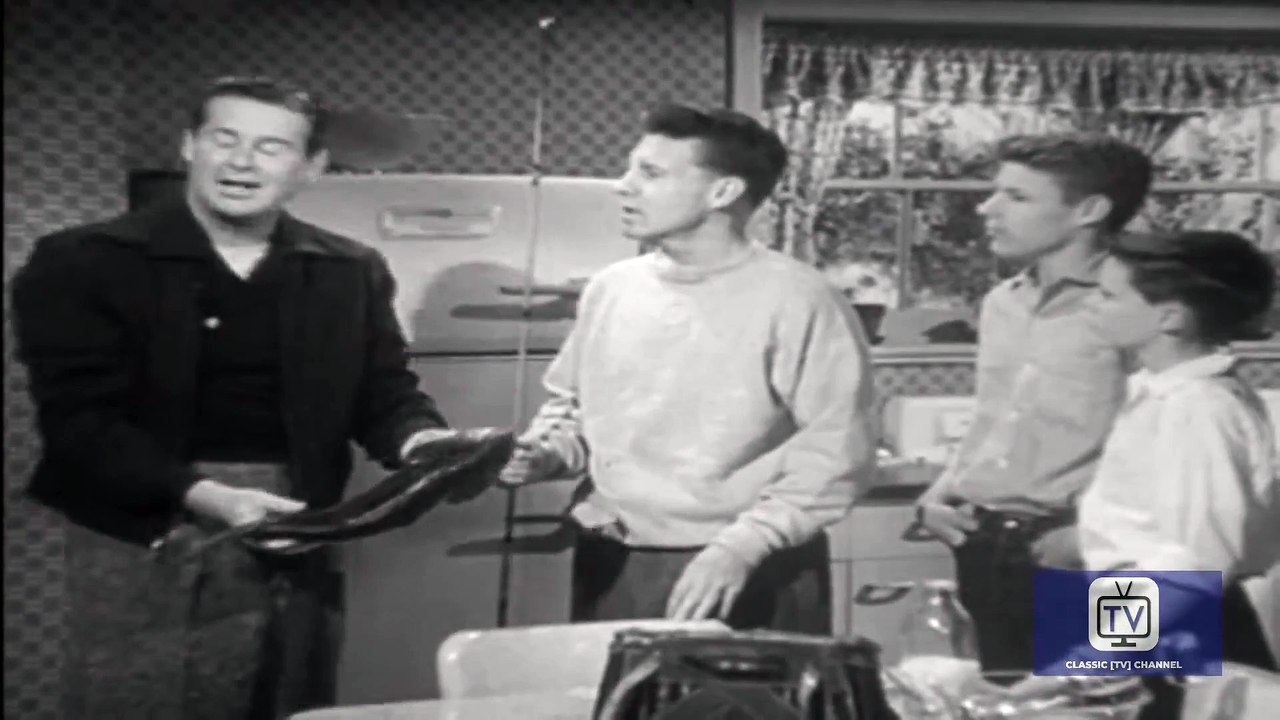 The Adventures of Ozzie and Harriet | Season 1 | Episode 30 | Fish Story | Ozzie Nelson
