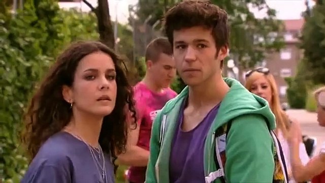 'Vive cantando', tráiler de la serie