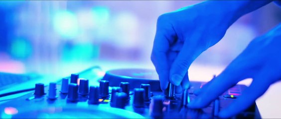 Voyagers Trailer (2021)