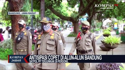 Puluhan Satpol PP Siap Hadang Copet Alun-Alun Bandung