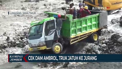 Cek Dam Ambrol, Truk yang Melintas di Atasnya Jatuh ke Jurang