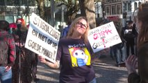 Las trabajadoras sexuales en Países Bajos protestan para volver a trabajar pese a la pandemia