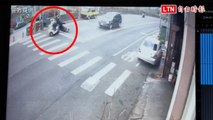 煞不住！台中警紅燈停車 竟遭Gogoro擊落送醫 (警方提供)