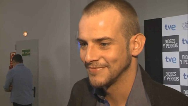 Los concursantes de 'OT 1' lloran la muerte de Álex Casademunt