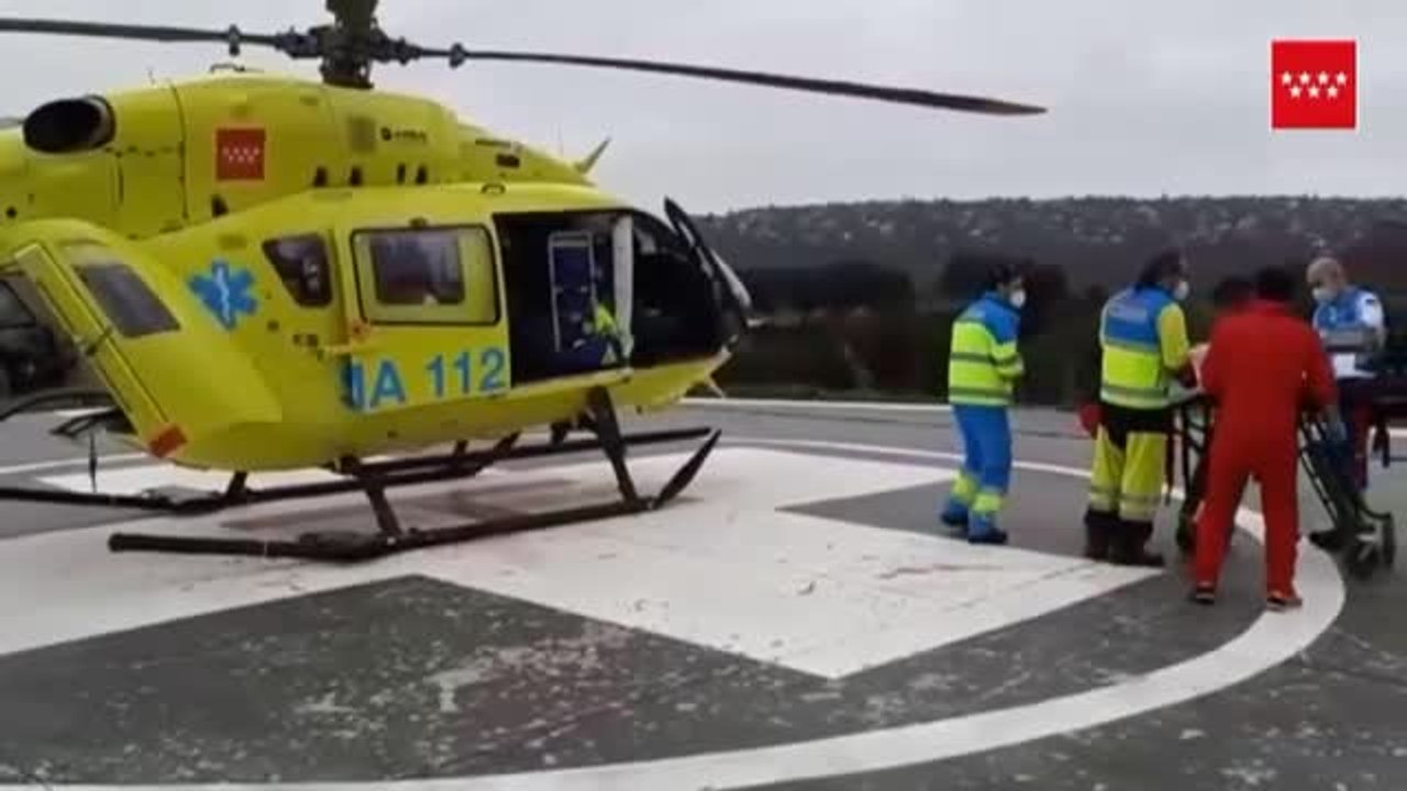 En estado grave una niña de dos años tras caer a una piscina en un chalet de Madrid