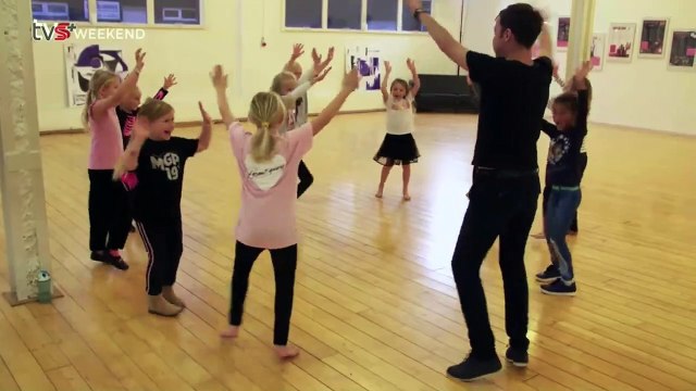 Det skal danses væk | 2-9 | Danseskolen Step by Step | Lars Christensen & René Sørensen | 03-05-2020 | TV SYD @ TV2 Danmark
