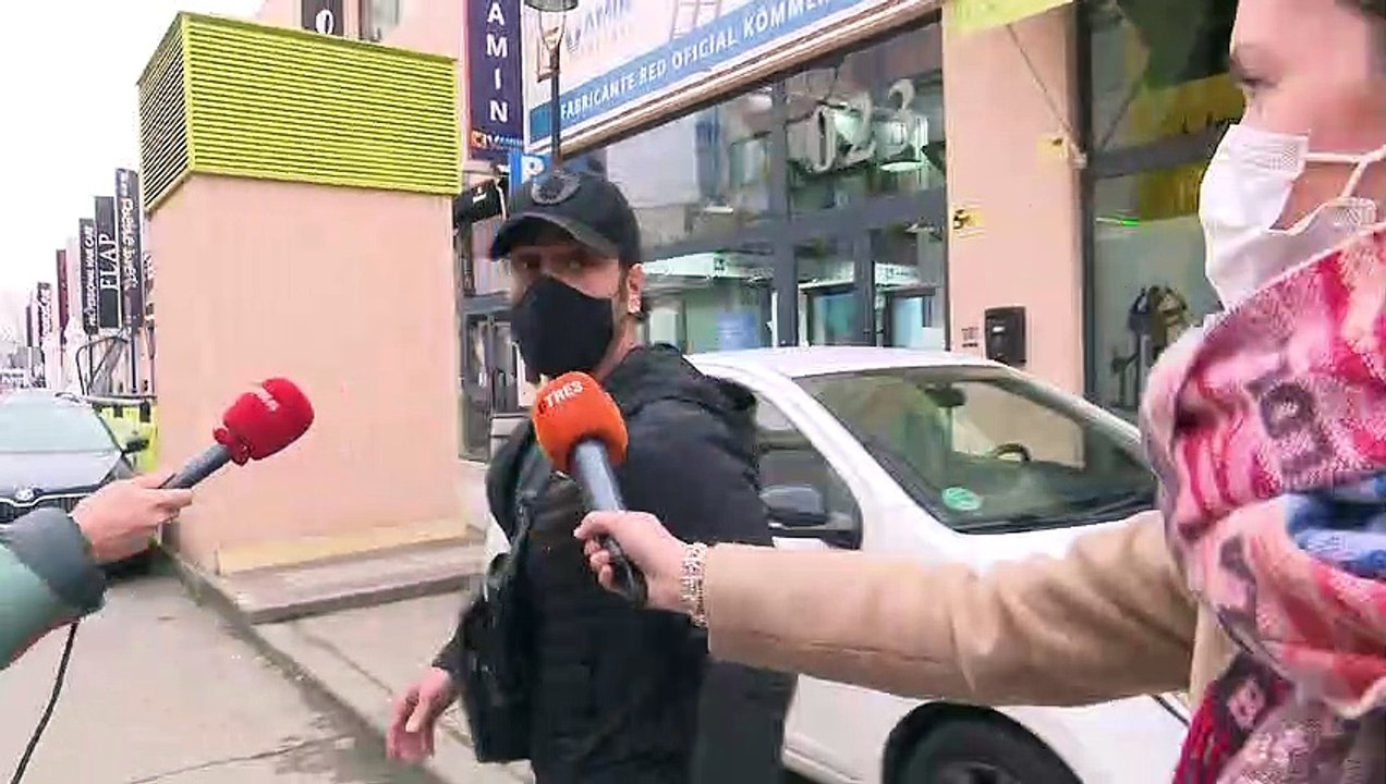 David Bustamante, respondiendo "amablemente" a los medios sobre el juicio con su exasesor