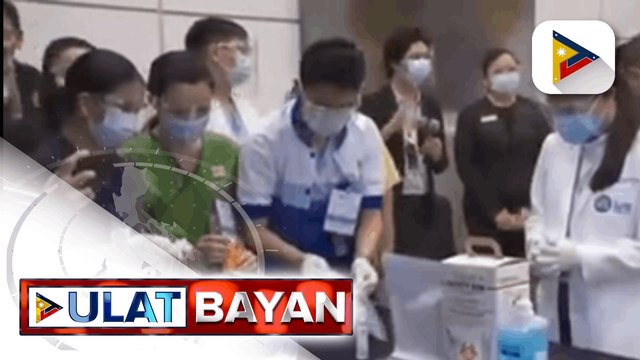 Pamamahagi ng Coronavac sa mga pribadong ospital, sinimulan na; Vaccine Czar Sec. Galvez, ipinaliwanag kung bakit kasama siya sa mga unang binakunahan