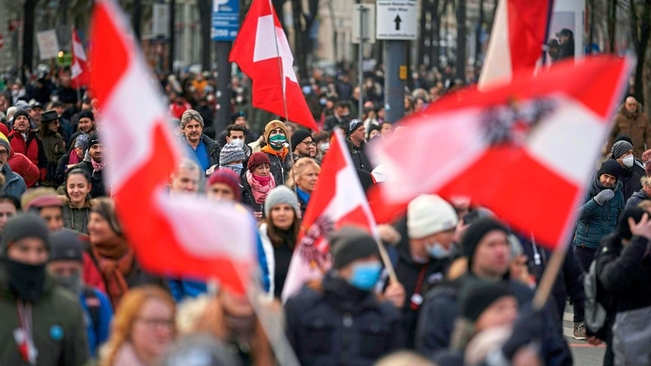 Wer steckt hinter den Corona-Demos?