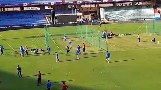 रोड सेफ्टी वर्ल्ड सीरीज: सचिन तेंदुलकर उतरे मैदान पर, बहाया पसीना