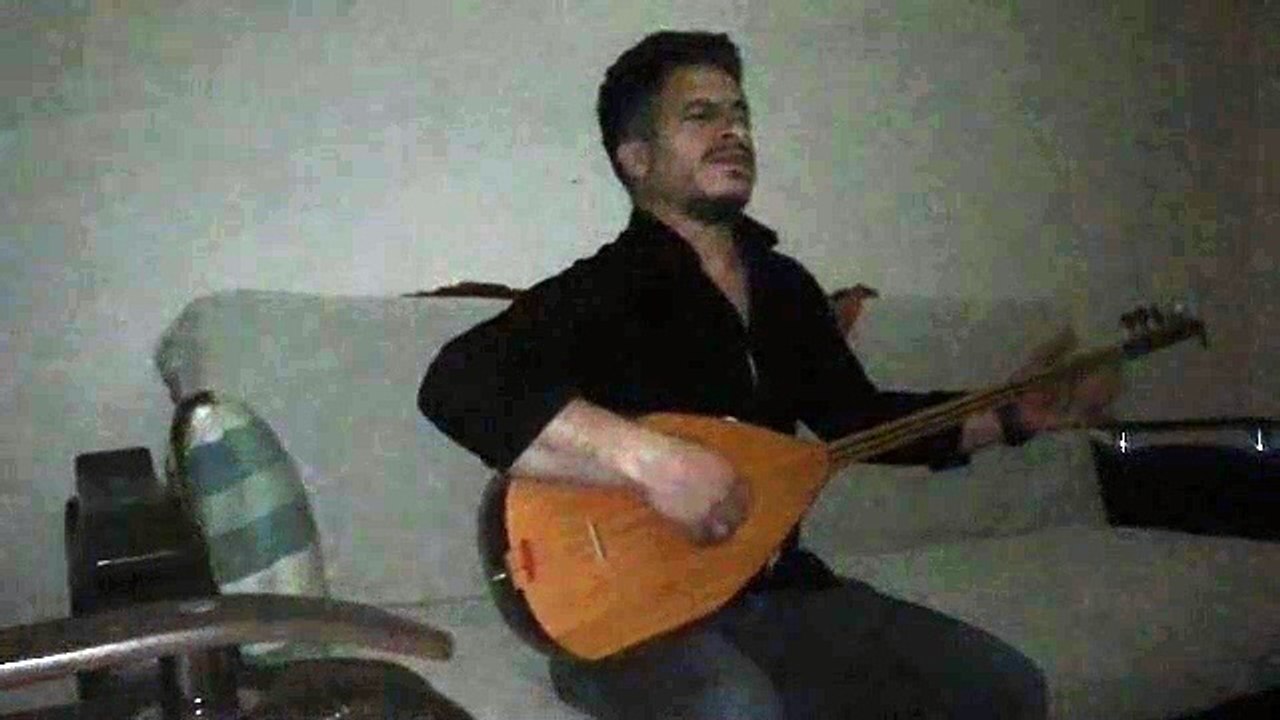 Ne Sevdiğin Belli Ne Sevmediğin - Yılmaz Berti