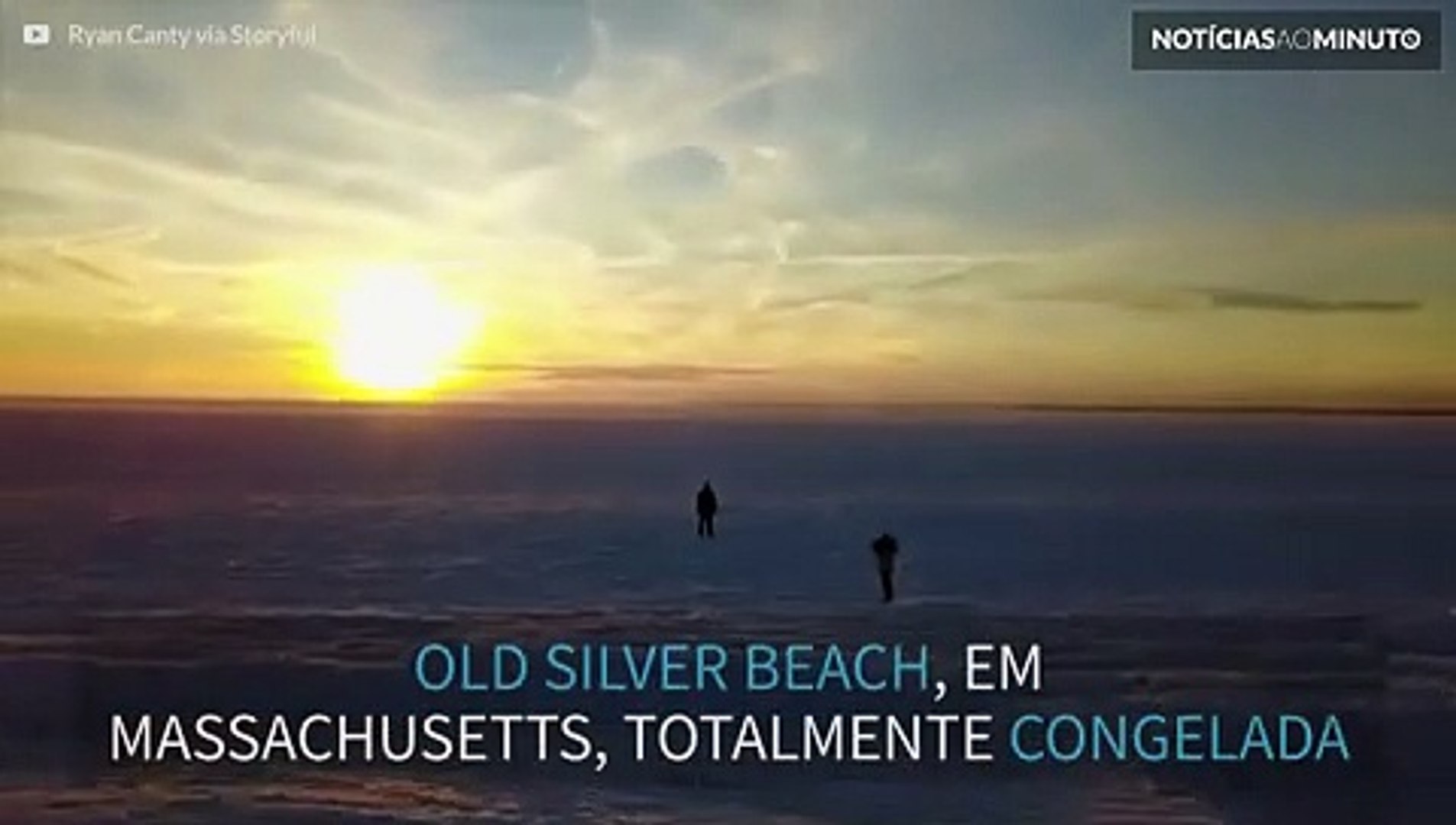 Drone filma praia em Massachusetts completamente congelada