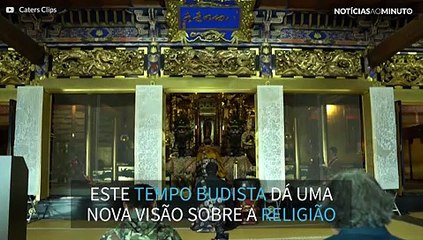[TRANSLATE] - Este templo budista é bem moderno!
