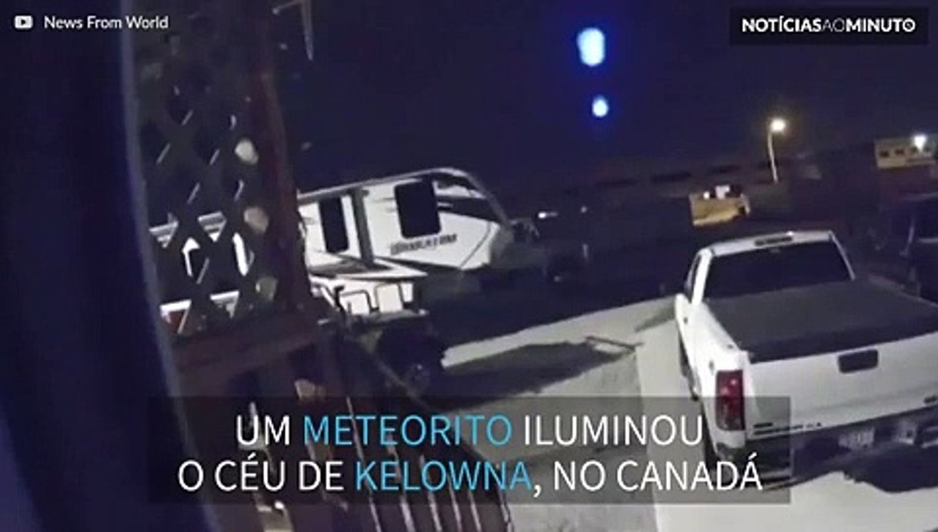 Câmera de vigilância filma meteorito no céu do Canadá