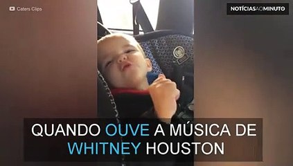 Bebê faz 'lip sync' da música de Whitney Houston