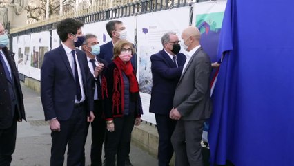 Descargar video: Inauguration de l’exposition « Portraits d’agricultrices & agriculteurs », à l’Assemblée nationale - Mardi 2 mars 2021