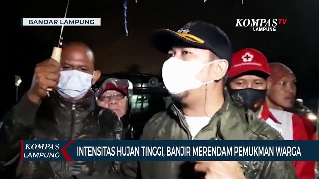 Intensitas Hujan Tinggi, Banjir Rendam Pemukiman Warga