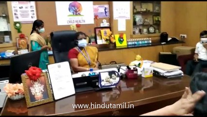 நடிகை வரலட்சுமி, எழும்பூர் குழந்தைகள் நல மருத்துவமனையில்  சிகிச்சை பெறும் குழந்தைகளுடன் தனது பிறந்தநாளை கொண்டாடினார்