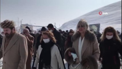 Ağrı'da 'Kar ve Buz Festivali' başladı