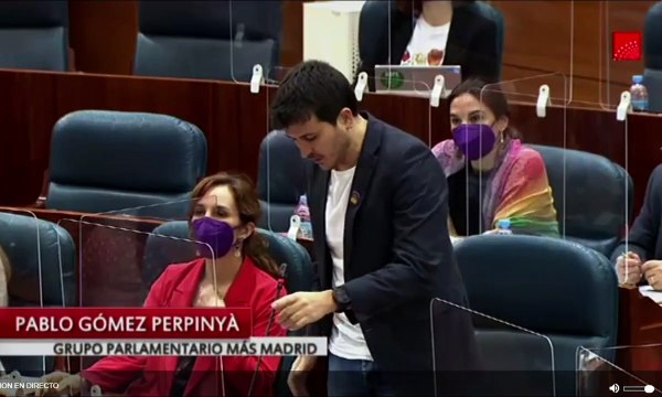 Perpinyà, a Ayuso: Le recomiendo que se ponga la vacuna, pero la vacuna de la peste negra, porque se han quedado en el siglo XV