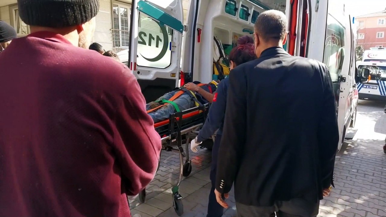 İSTANBUL - Avcılar'da inşaatın ikinci katından düşen işçi yaralandı