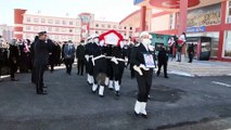 SİVAS - Kalp krizi sonucu vefat eden polis memurunun cenazesi toprağa verildi
