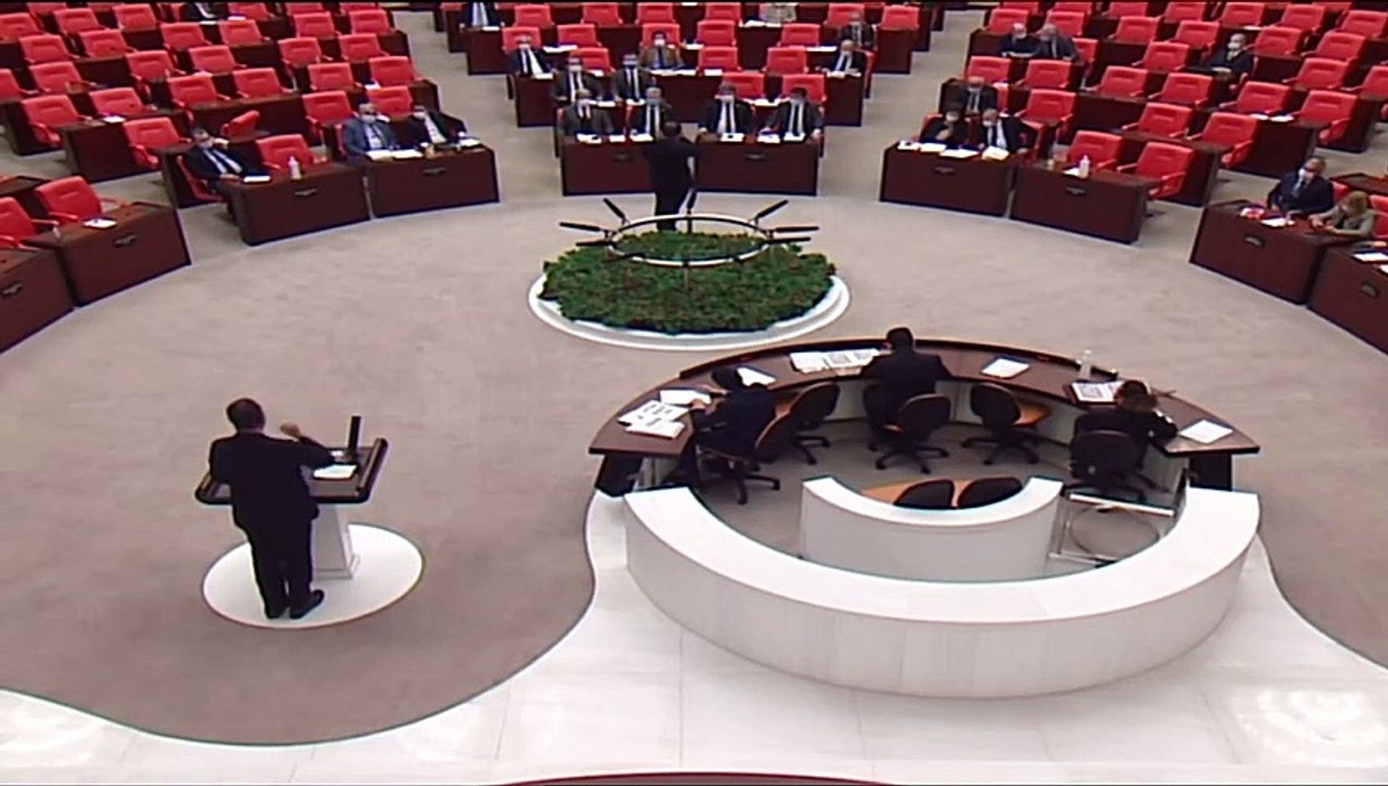 CHP'li Başarır: "Vatandaş çay bardağı ile yağ satın alıyor, siz de Saray'a yağ çekiyorsunuz!"
