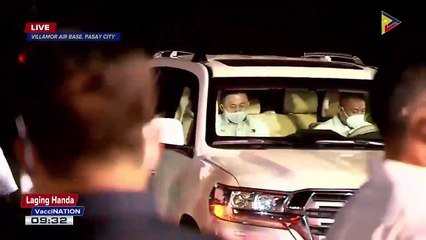 Pangulong Duterte, dumating na sa Villamor Air Base para tingnan ang AstraZeneca vaccines