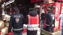 Beşiktaş'taki denetimlerde mesafeye uymayan masalar kaldırıldı