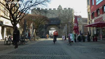 Германия продлевает ограничительные меры