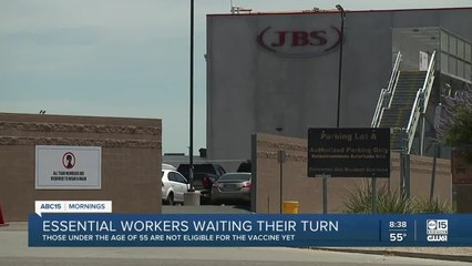 AZ essential workers waiting their turn for C19 vaccine 2