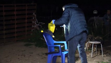 ADANA - Bir kişi husumetlisiyle tartışırken eşini vurdu (2)