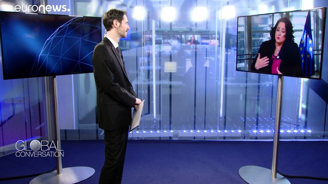 Helena Dalli a Euronews: Ridurre il divario salariale di genere è una priorità