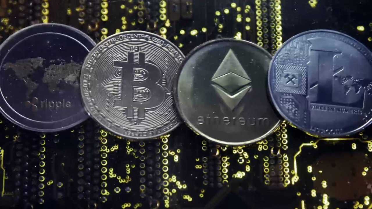 سيناريوهات.. البتكوين هل هي فقاعة أم العملة الأقوى بالمستقبل؟