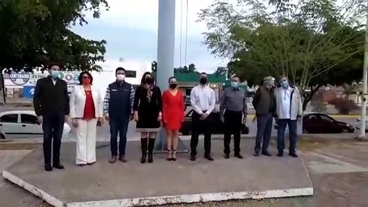 Acuerpan priistas a Díana Armenta en el 92 aniversario