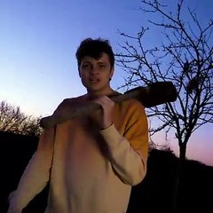 Vincent, The Vivi, répond en musique et dévoile un extrait le 4 mars 2021