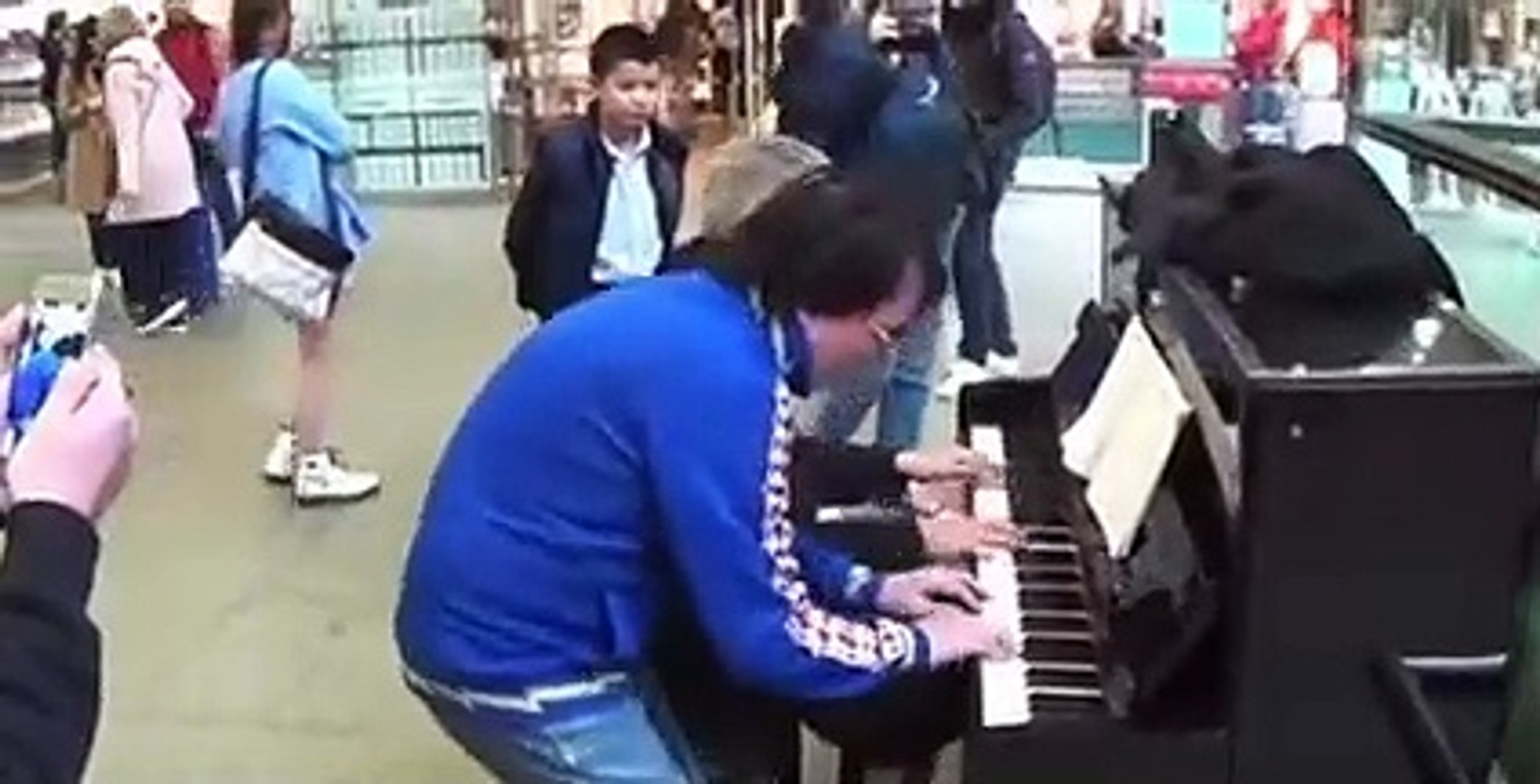 Une belle rencontre entre deux pianistes
