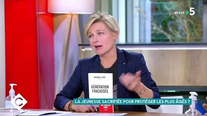 Anne-Elisabeth Lemoine Animates 'C à vous' sur France 5