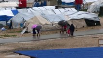 الهلال الأحمر الكردي: فرنسيتان في حالة صحية حرجة في مخيم في شمال شرق سوريا